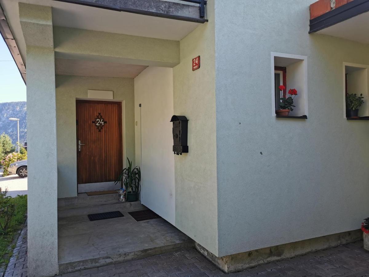 Apartma Rekar - A House, Where You Can Relax In The Embrace Of Nature Jesenice Buitenkant foto