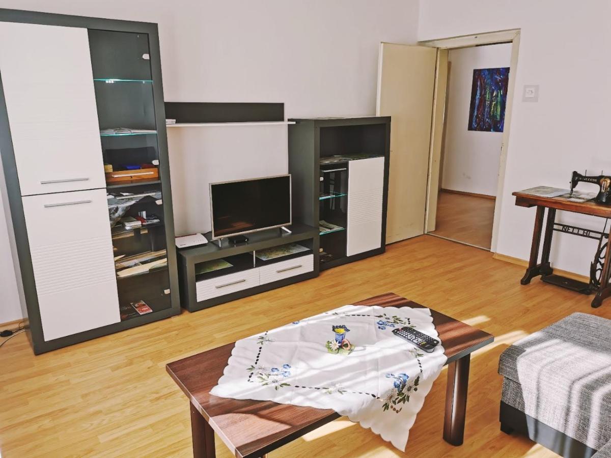 Apartma Rekar - A House, Where You Can Relax In The Embrace Of Nature Jesenice Buitenkant foto